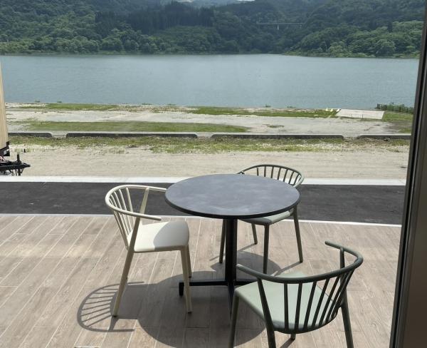 CafeGassanBlueテラス席