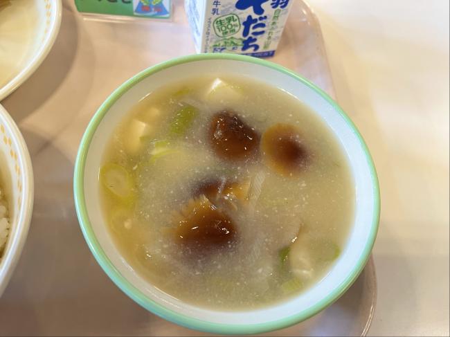 なめこの味噌汁
