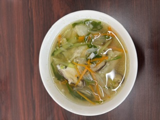 レシピ（具沢山ワンタンスープ）