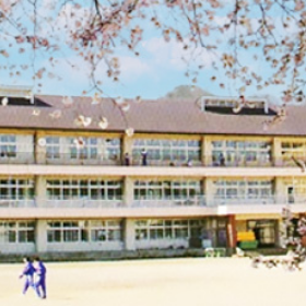 西川中学校