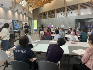 いきいきお茶のみ会対話会の様子