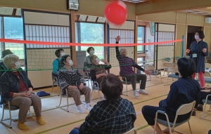 お茶のみ会の様子