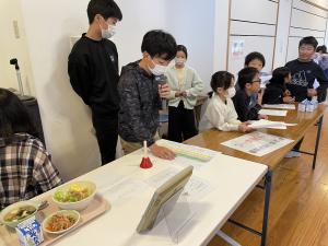 給食委員