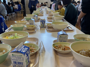 給食