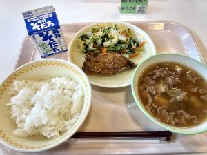 給食