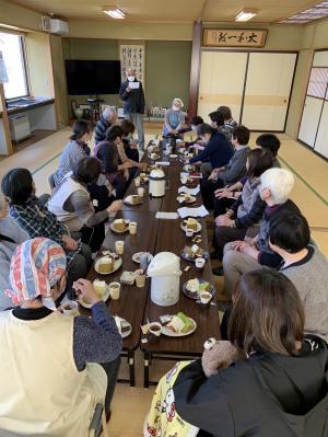 お茶のみ会の様子