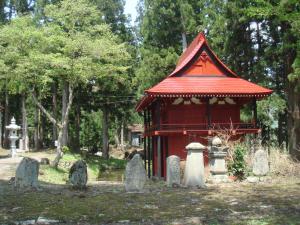 町０２