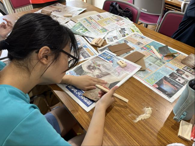 鉛筆になるまで削ります!